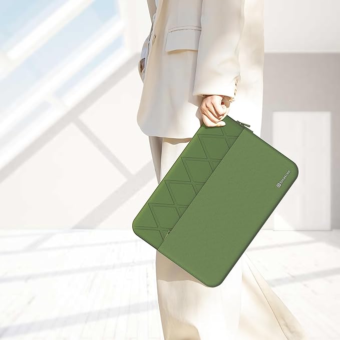 Smatree Laptop Sleeve for 13.3 inch Apple MacBook Pro 2015/2014/2013/2012 A1502 A1245 A1425, Protective Laptop Case with Accessory Pocket, YKK Zipper, Patented Super Corner Design, Green (E413G)