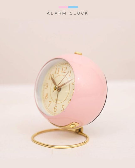 SHISEDECO Small Tableclocks Classic Non-Ticking Tabletop Alarm Clock with Backlight, Battery Operated Astronaut Deskclock with HD Glass for Living Room Bedroom Bedside Indoor Decor (Pink)