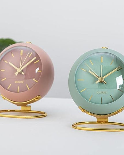 SHISEDECO Small Tableclocks Classic Non-Ticking Tabletop Alarm Clock with Night Light, Battery Operated Deskclock with HD Glass for Living Room Bedroom Bedside Indoor Decor (RN- Green)
