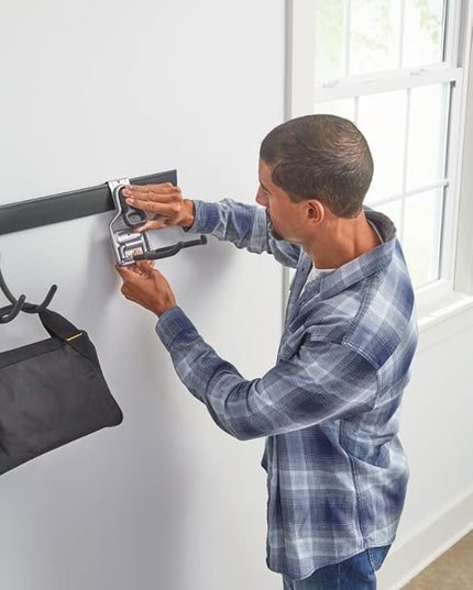 Rubbermaid FastTrack Garage Storage System Tool Hanging Kit, Wall Mount Holder for Garden Lawn Tools/Garage/Home Organization