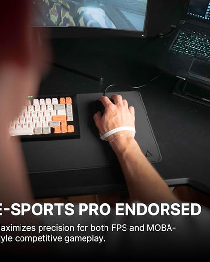 DELTAHUB Carpio G2.0 - Adveenced Ergonomic Right-Handed Gaming Wrist Rest for Mouse - Superior Support for Serious Gamers (Small, Right, Grey)