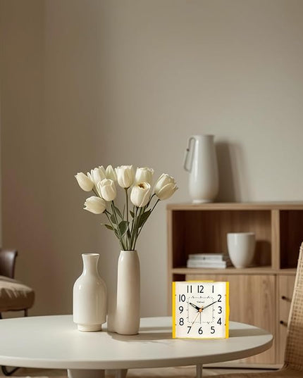 4.7" Vintage Retro Analog Alarm Clock, Super Silent Non Ticking Clock with Night Light, Snooze, Battery Operated, Simply Design, for Living Room, Bedroom, Bedside, Desk, Gift Clock