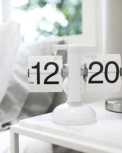 mooas Flip Desk Clock (White), Retro Vintage Design Auto Flip Clock Desk Clock Table Clock Large Number Battery Powered Internal Gear Operated Home Décor Ideal for Home Office School Hotel Café