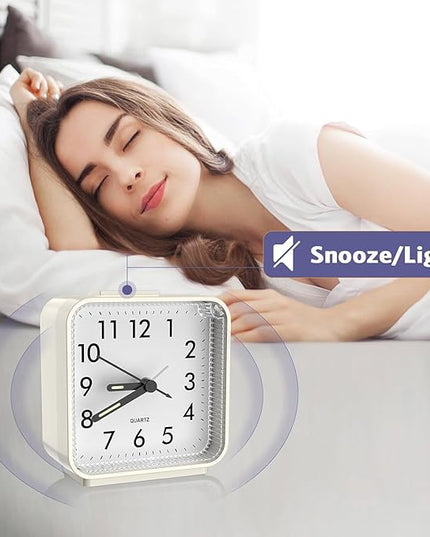 OQIMAX Analog Alarm Clocks, Non Ticking Table Clock with Luminous Hand & Large Display, Battery Powered Silent Bedside Alarm Clock with Night Light Function & Snooze, for Bedroom, Office (White)