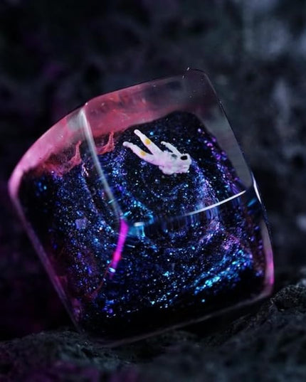 Pink and Purple Galaxy Astronaut Artisan Keycap R1 SA Profile Custom Gaming Keycaps 1U ESC Handmade Resin Astronauts Key Cap Cherry MX Switch Compatible Mechanical Keyboard Space Lover Gift