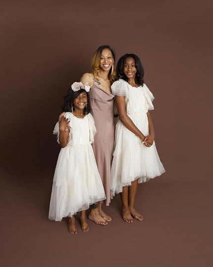 Kate Seamless Paper Backdrop Brown Seamless Backdrop Paper Rolls (106.8''x32.8' Coco Brown)