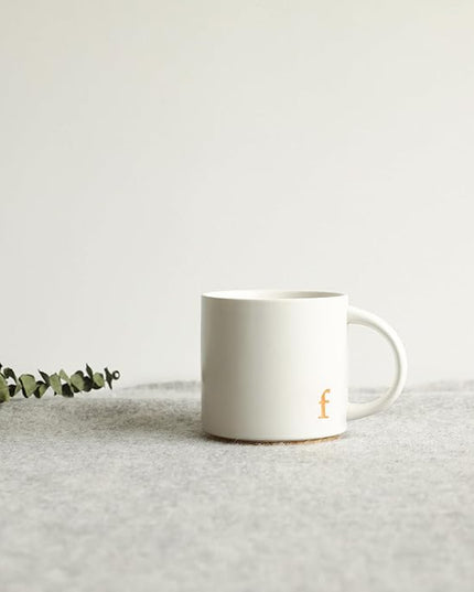 COLLECTIVE HOME - Monogram Ceramic Mugs, 15 oz Golden Initial Coffee Cups, Elegant Alphabet Tea Mugs, Elegant Personalized Mug with Gift Box, Luxurious Cups for Office and Home (f)