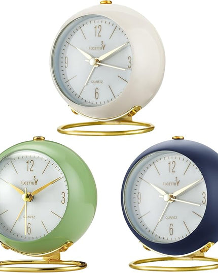 FLOITTUY Silent Table Analog Alarm Clock No Ticking, Lighted on Demand and Battery Operated, Beep Sounds, Small Desk Clock(Green)