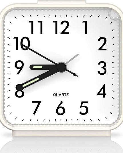 OQIMAX Analog Alarm Clocks, Non Ticking Table Clock with Luminous Hand & Large Display, Battery Powered Silent Bedside Alarm Clock with Night Light Function & Snooze, for Bedroom, Office (White)