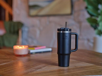 STANLEY Quencher H2.0 Tumbler with Handle and Straw 30 oz | Flowstate 3-Position Lid | Cup Holder Compatible for Travel | Insulated Stainless Steel Cup | BPA-Free | Black 2.0