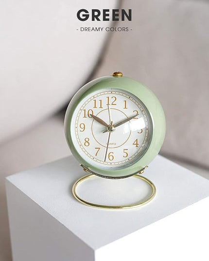 SHISEDECO Small Tableclocks Classic Non-Ticking Tabletop Alarm Clock with Backlight, Battery Operated Astronaut Deskclock with HD Glass for Living Room Bedroom Bedside Indoor Decor (Green)