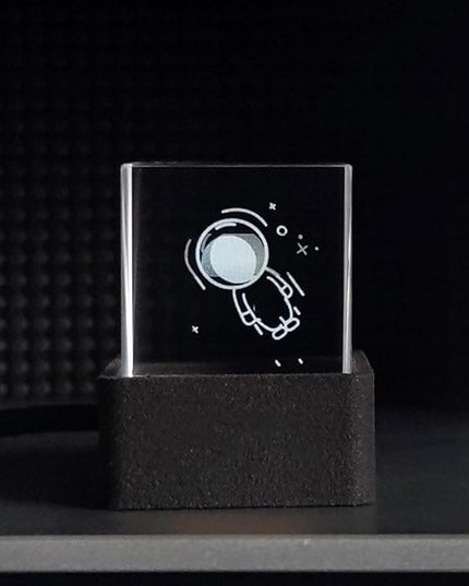 Hamwesh LED Holographic Photo Display, WiFi Smart Weather Station Digital Time Clock with GIF Animations and Custom Photo Album Player Creative Cool Desktop Decor for Car