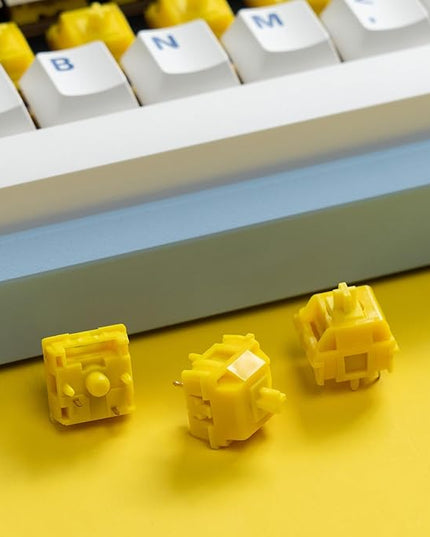 WS Arowana Gold Mechanical Keyboard Switches, 35Pcs HMX Linear Switches Pre Lubed 5 Pins 45gf Key Switch for Mechanical Gaming Keyboard (Gold)