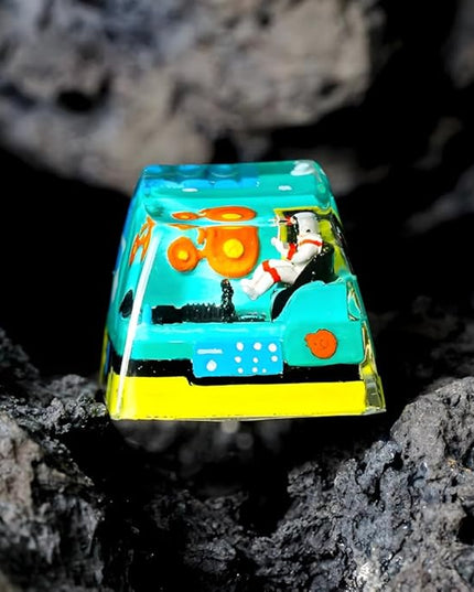 Astronaut Custom Artisan Keycap with Green Spaceship R1 SA Profile Astronauts Keycaps 1U ESC Handmade Gaming Resin Key Cap Cherry MX Switch Compatible Mechanical Keyboard Space Lover Gift