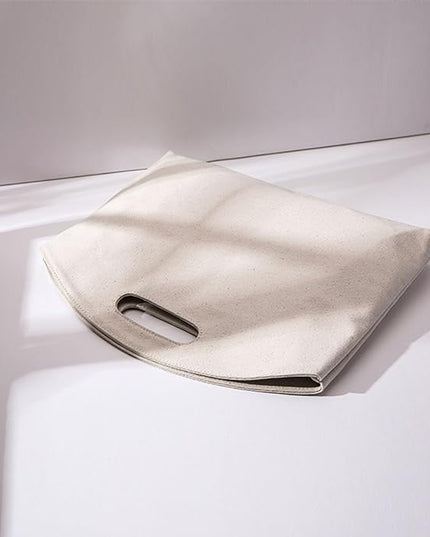 Official Document Computer Bag Stylishly Sleek with Multiple Compartments and Easy to Carry Design