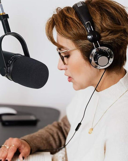 SUNMON Shure MV7 Pop Filter Foam Cover - Professional Mic Windscreen Wind Cover Compatible with Shure MV7 Podcast Microphone to Minimise Plosives