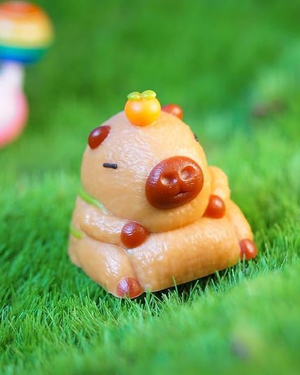 Cute Capybara Artisan Keycap R1 SA Profile Custom Cartoon Replacement Keycaps 1U ESC Handmade Gaming Resin Key Cap Cherry MX Switch Compatible Mechanical Keyboard Lover Gift