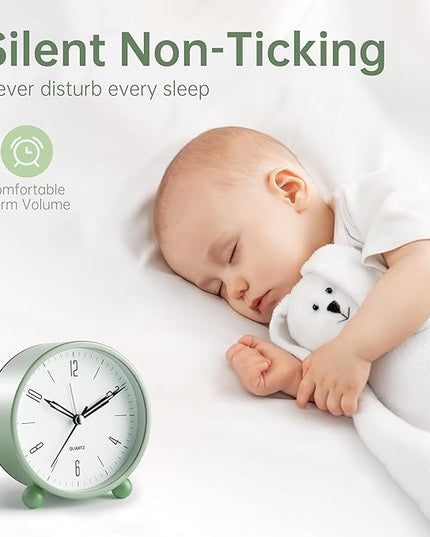 Analog Alarm Clock, 4 inch Super Silent Non Ticking Small Clock with Night Light, Battery Operated, Simple Design, Old Fashioned Style Ideal Decor, for Bedroom, Bedside, Desk, Adult, Kid, Gift, Green