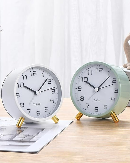 Tetino Analog Alarm Clocks,Retro Metal Desk Silent Non Ticking Small Clock with Night Light,Battery Operated,Simple Design,for Bedrooms, Bedside,Office,Home Décor (Green)