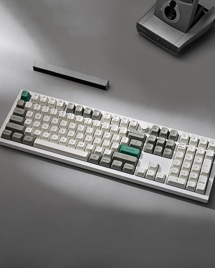 Keychron Q6 Max QMK/VIA Bluetooth Wireless /2.4 GHz/USB-C Wired Custom Mechanical Keyboard, Full Size Programmable Knob RGB Backlit Hot-Swappable Gateron Brown Switch for Mac Windows Linux - White