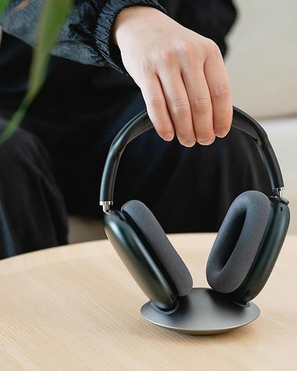 ELECOGO All-Aluminum Headphone Stand for AirPods Max, Full CNC-Machined Metal Base with Soft Silicone Contact Pad, Futuristic Ring Design, Stable Desktop Display Dock (Gray)