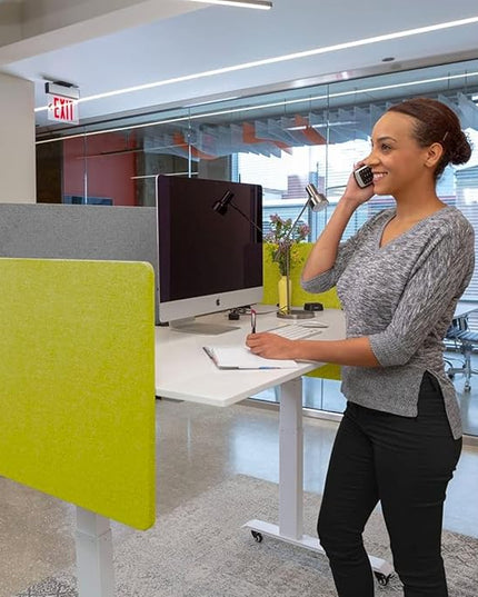 Stand Up Desk Store ReFocus Clamp-on Acoustic Desk Divider Privacy Panel That Reduces Noise and Visual Distractions (Cool Gray, 23.6" x 23.6")