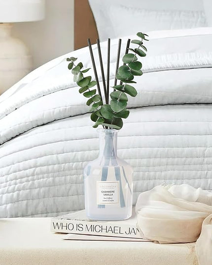 COCORRÍNA Cashmere Vanilla Reed Diffuser – 6.76 oz Essential Oil with Sticks & Dried Eucalyptus Branches, Home Fragrance for Bedroom or Bathroom Décor