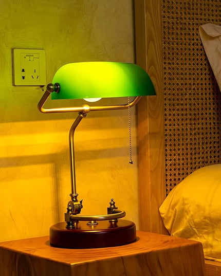 Bankers Lamp, Traditional Green Desk Lamp with Solid Birch Wood Base, Green Glass Antique Library Lamp with Pull Chain Switch, Plug in Vintage Bankers Desk Lamp for Office, Study Room 【E26 Socket】