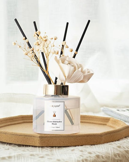 Airkeep Flower Reed Diffusers Set, 5.07 oz Clean Aldehydes Musk Scented Oil Diffuser with 8 Reed Sticks, Home Fragrance Diffuser Gift Set for Bathroom & Office Decor 150ml
