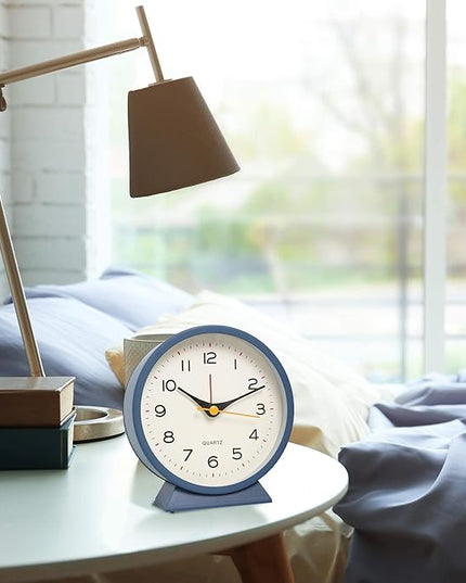 SHISEDECO 4.5" Battery Operated Antique Retro Analog Alarm Clock, Small Silent Bedside Deskclock with Light Function, Non-Ticking Tableclock for Living Room, Bedroom, Bedside, Shelf (Navy Blue)