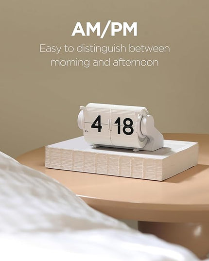 mooas Automatic Mini Flip Clock, Retro Vintage Automatic Flip Desk Clock, Timer Calendar Alarm, Snooze, Desk Clock Large Number USB-C Rechargeable, Ideal for Home Office School Hotel Café (Black)