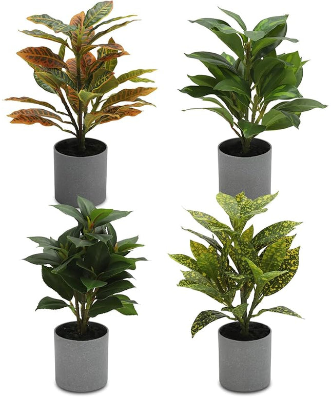 iPreference 4 Pack Mini Potted Fake Plants Artificial Lavender and Campanula Plants for Home Office Desk Room Decoration