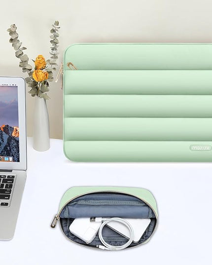 MOSISO 13.3 inch Laptop Case, 13-13.3 inch Puffy Laptop Sleeve Compatible with MacBook Air 13 13.6 M4 M3 M2 M1/Pro 13/Pro 14, HP Dell ASUS Lenovo,Polyester Horizontal Bag with Small Case, Mint Green