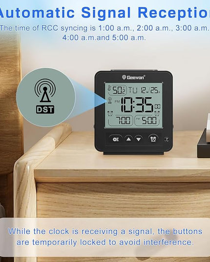 Geevon Small Digital Alarm Clock for Heavy Sleepers, Portable Travel Atomic Clock with Battery Powered, Compact Desk Table Clock with Auto Light Night, Dual Alarms, 8s Backlight for Bedroom, Black