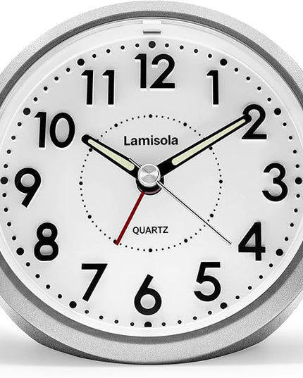 Lamisola 4 Inch Analog Battery Travel Alarm Clocks for Bedrooms, Small Desk Clock, Alarm Clocks for Bedrooms Bathroom Kithchen Home Office, Old School Bedside Table Nightstand Clock Decor, Silver