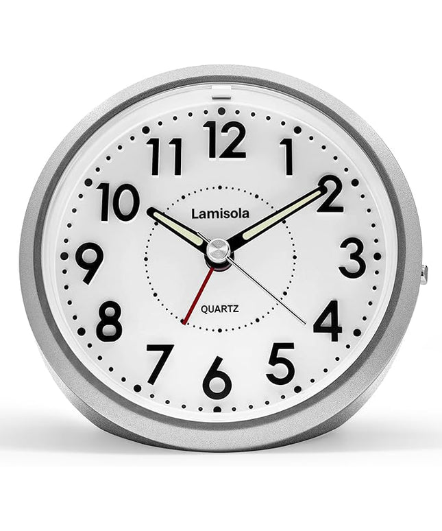 Lamisola 4 Inch Analog Battery Travel Alarm Clocks for Bedrooms, Small Desk Clock, Alarm Clocks for Bedrooms Bathroom Kithchen Home Office, Old School Bedside Table Nightstand Clock Decor, Silver