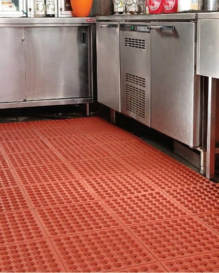 New Star Foodservice 54491 Commercial Grade Grease Resistant Anti-Fatigue Interlocking Rubber Floor Mat, 36" x 36", Black
