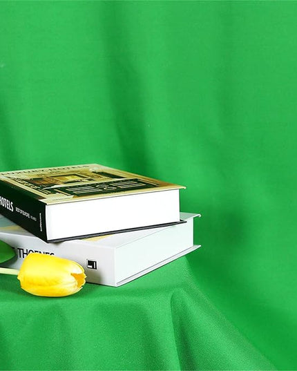 TRLYC Green Background Backdrop - 7x10 FT Screen Background for Photography Photo Booth Backdrop for Photoshoot Screen Seamless for Party Birthday Wedding Photography Studio