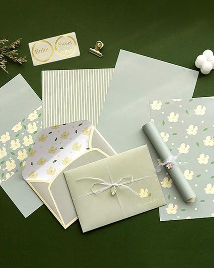 72 Pcs Stationery Paper Envelopes Set Includes 24 Lined Writing Paper & 12 Envelopes, Cute Lovely Floral Letter Writing Stationery Paper Envelopes Kit for Girls Boys Office School Supplies (6Style)
