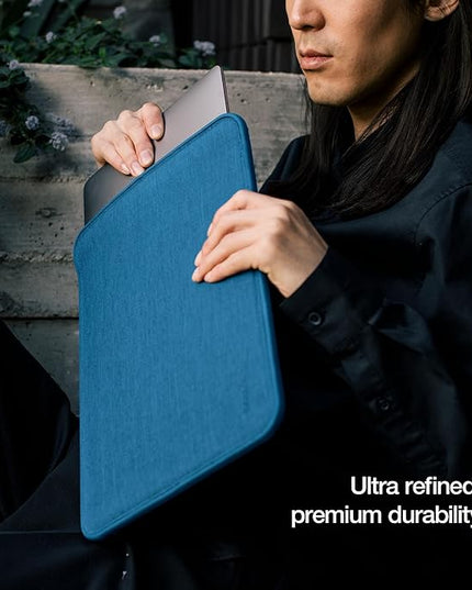 Incase ICON Sleeve with Woolenex - MacBook Air 13 inch M1, 2020, 2019, 2018 & MacBook Pro 13 inch 2019, 2018, 2017, 2016 Case - Fitted MacBook Case, Laptop Sleeve, Hard Cover, Durable (Boutique Blue)