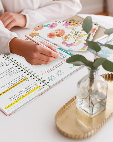 Ymumuda 2026 Planner, Daily Weekly and Monthly Planner，Jan 2026 - Dec 2026, 8.4" x 6.3", 2026 Calendar Planner Book with Tabs, Spiral Notebook with Inner Pocket for Office Home School Supplies
