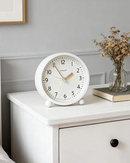 AOKILOM Analog Alarm Clock, Non-Ticking Silent Travel Small Clock, Battery Operated with On-Demand Light, Easy Set Gentle Wake, Ideal Decor for Bedroom, Bedside, Desk,Office(White)