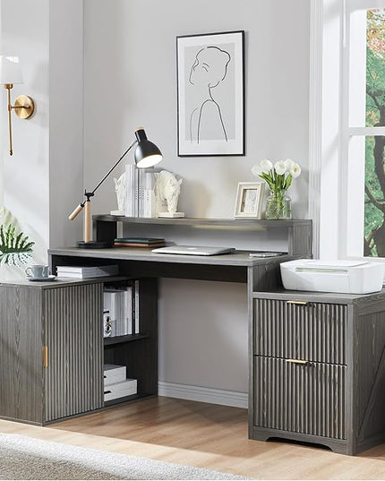 JXQTLINGMU 67" Modern L Shaped Desk with Storage Cabinet & Drawers, Wood Home Office Desk with Power Outlets, Fluted Computer Writing Desk, Grayish Green