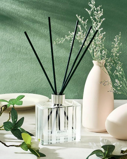M&SENSE Sandalwood Lavender Reed Diffuser Set - 7.04oz Non-Toxic Essential Oil Diffusers with Sticks, Holiday Aromatherapy Diffusers for Bedroom & Bathroom & Shelf Decor