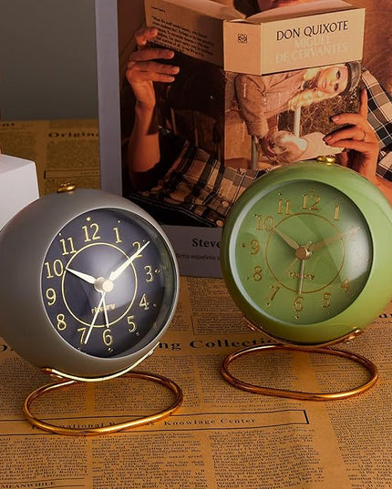 rjuwurv Metal Desk Clock, Retro Bedroom Table Vintage Analog Alarm Clock, Silent Non-Ticking Gold Clock, Bedside Décor(Olive-Green)