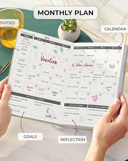 Clever Fox Daily Planner – Undated Planning Notebook with Hourly Schedule & To-Do List – Personal Day Task & Work Organizer, 6 Months (Pearl)