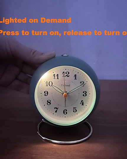 Tinload Analog Alarm Clock, Retro Simple Design Small Desk Clock with Manual Light, Battery Operated, Snooze, for Kids,Bedroom,Travel,Kitchen,Bedside Desktop(Green)