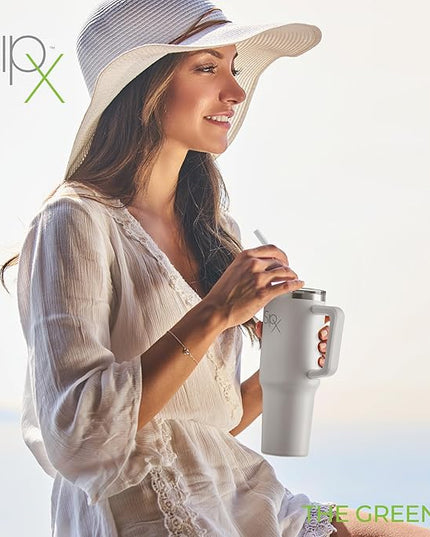 SIPX™ 40 oz Insulated Tumbler with Handle & Straw – Vacuum Insulated Stainless Steel, Leakproof, Cupholder Friendly – Perfect for Iced Coffee, Water & Travel – White