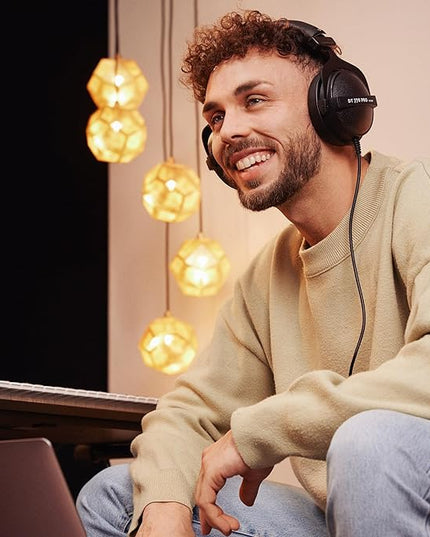 beyerdynamic DT 770 PRO 32 Ohm closed Studio Headphone