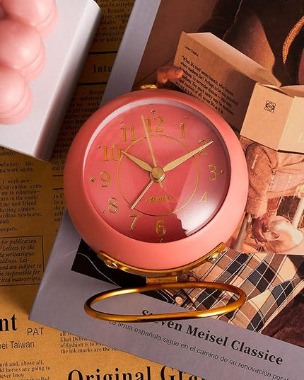 rjuwurv Metal Desk Alarm Clock, Retro Bedroom Table Vintage Analog Alarm Clock, Silent Non-Ticking Gold Clock, Bedside Décor(Sweet Pink)